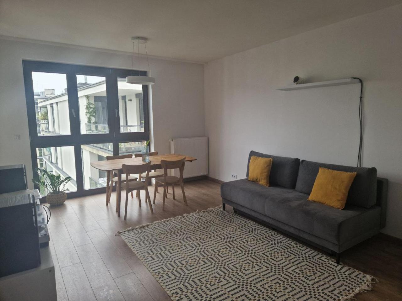 Chopin Airport Apartments Варшава Екстер'єр фото